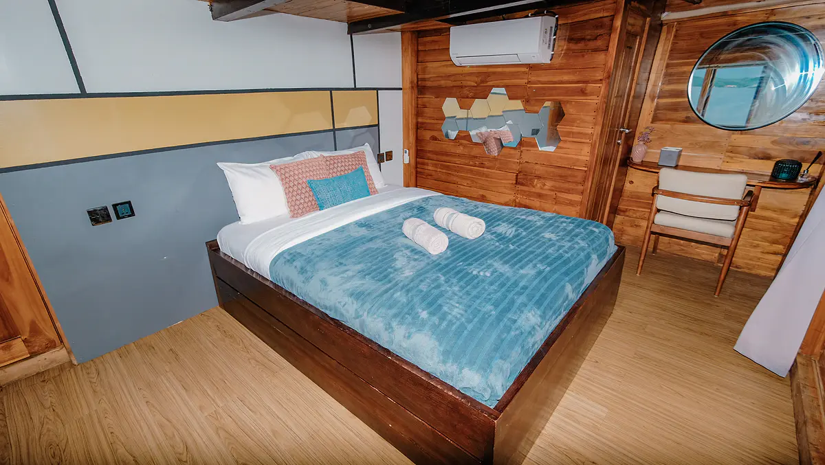 Deluxe Ocean Suite (Main Deck) - Image 1